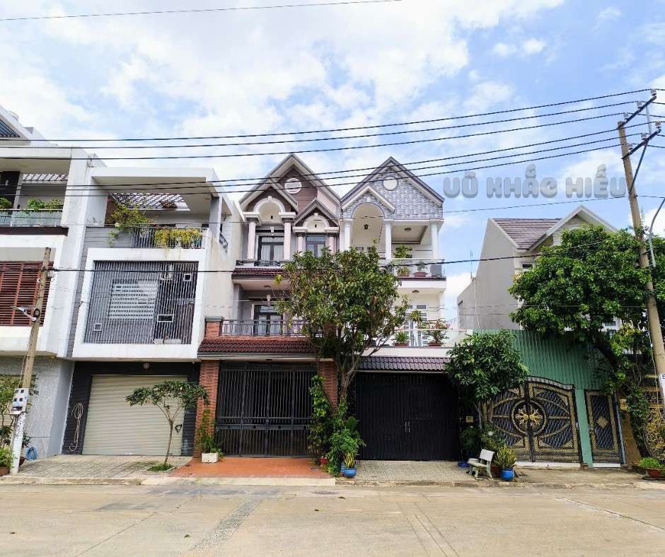 3 TẦNG LẦU! Nhà Riêng HXH 5m Linh Xân- 5m x 10m- Mua ở ngay- Chỉ 4.xTỷ
