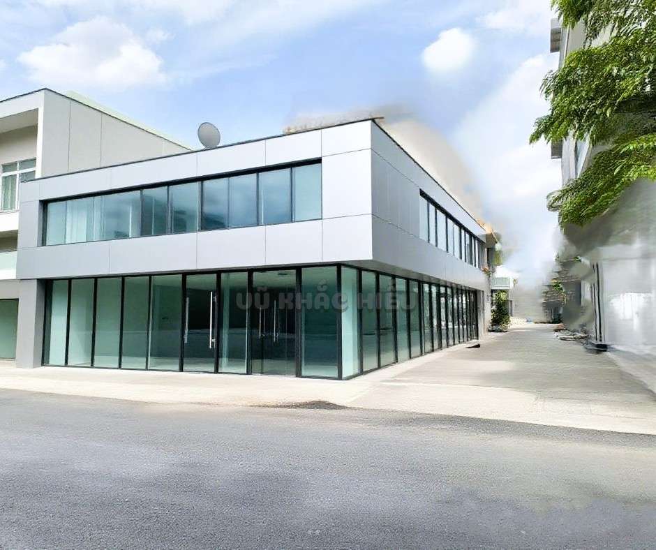GÓC PHỐ! Nhà Mặt Tiền 2 Tầng - Căn Góc 2 Mặt - 11,5m x 16m - 9 Tỷ